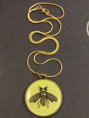 GG Gold Bee Pendant Necklace with Lime Enamel